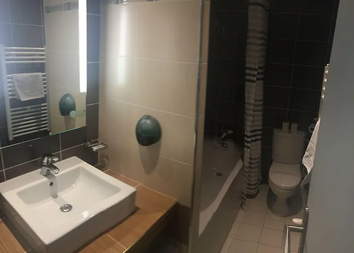 Cosmotel Hotel Paris