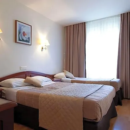 Cosmotel 3*