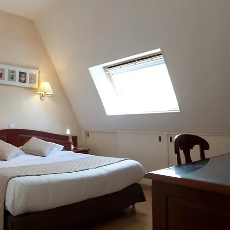Hotel Cosmotel Marais Republique