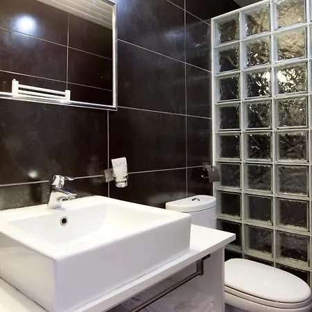 Cosmotel Marais Republique Hotel Paris