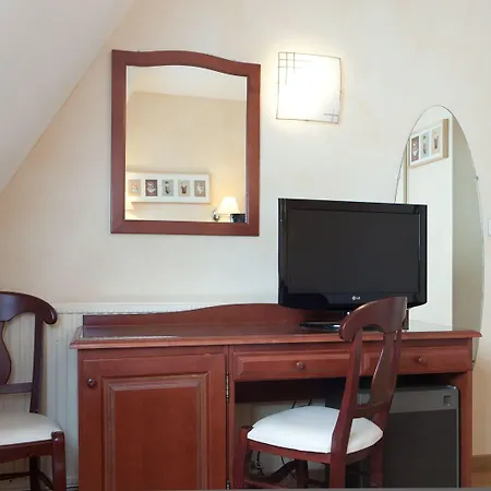 فندق Cosmotel Marais Republique 3*