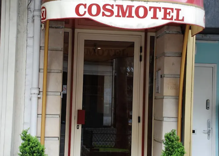 Ξενοδοχείο Cosmotel 3*