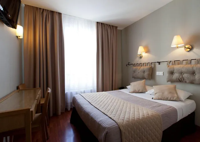 Hotel Cosmotel París