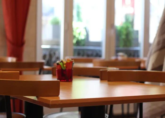 Cosmotel Ξενοδοχείο Παρίσι