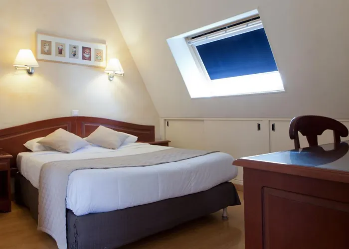 Cosmotel Ξενοδοχείο Παρίσι