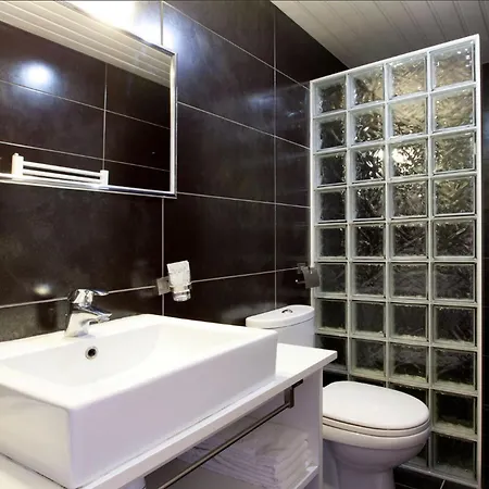 Cosmotel 3* Paris
