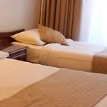 코스모텔 호텔 3*