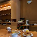 코스모텔 3*