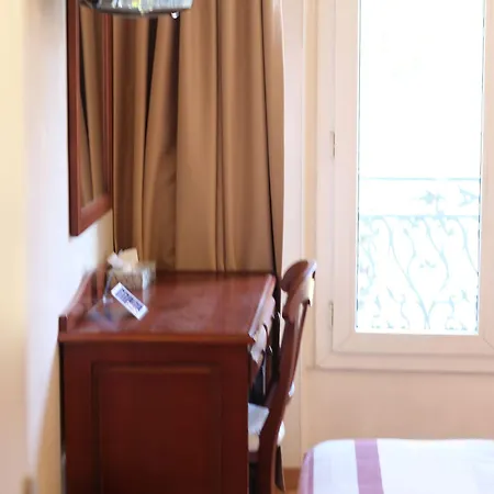 Hotel Cosmotel 3*