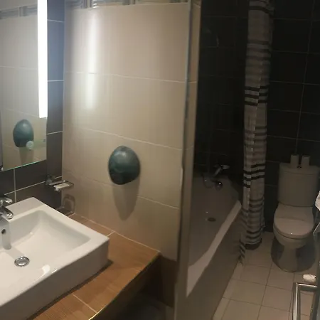 Hotel Cosmotel 3*